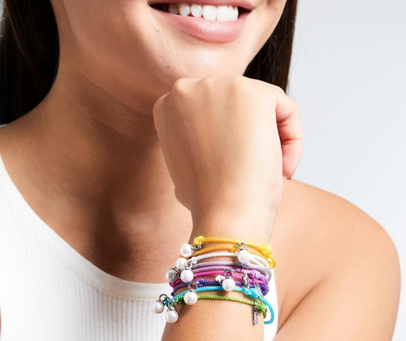 COLOR POP: BUNTE ARMBÄNDER!