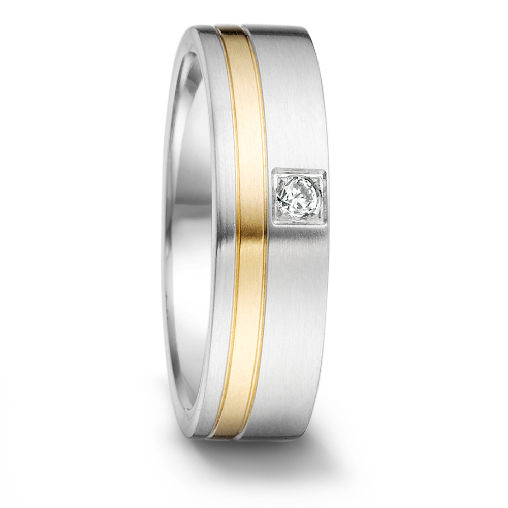 Partnerring Sind Sie auf der Suche nach dem perfekten Symbol für ewige Freundschaft? Dann ist dieser exquisite Freundschaftsring aus Edelstahl und 18-karätigem Gelbgold mit einem Diamanten von 0,04 Karat (tw-si) genau das Richtige für Sie. Dieser mattierte/polierte Ring misst 6 mm in der Breite und wird mit den hochwertigsten Materialien und der besten Handwerkskunst in Deutschland hergestellt. Zeigen Sie Ihrem besten Freund oder Ihrer besten Freundin, wie sehr Sie sich um ihn oder sie sorgen, mit diesem atemberaubenden Freundschaftsring! 068.13P01.D30.XX