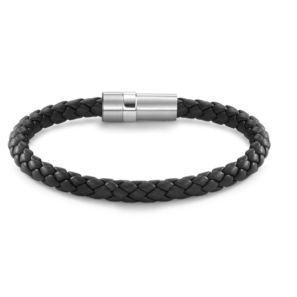 Armband Stylisches Armband aus hochwertigem, geflochtenem Leder mit robustem Edelstahl-Verschluss. Das zeitlose Design macht es zum perfekten Accessoire für jeden Tag und passt zu jedem Look. Komfortabel, langlebig und elegant – ein unentbehrlicher Begleiter für moderne Individualisten. 026.0300.19