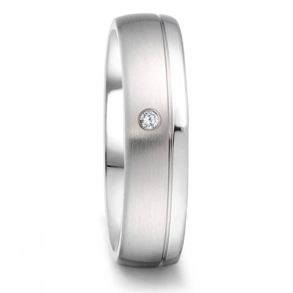 Partnerring Hier kommt das perfekte Geschenk für einen besonderen Menschen: ein Freundschaftsring aus Edelstahl, perfekt für Damen. Der Ring ist mit einem Brillanten von 0,02 ct besetzt, hat eine Breite von 6 mm und ist in einer mattierten/polierten Optik gehalten. Und das Beste daran: Er ist Made in Germany und damit von höchster Qualität. Sichern Sie sich Ihren Ring noch heute! 069.2512.D58.XX