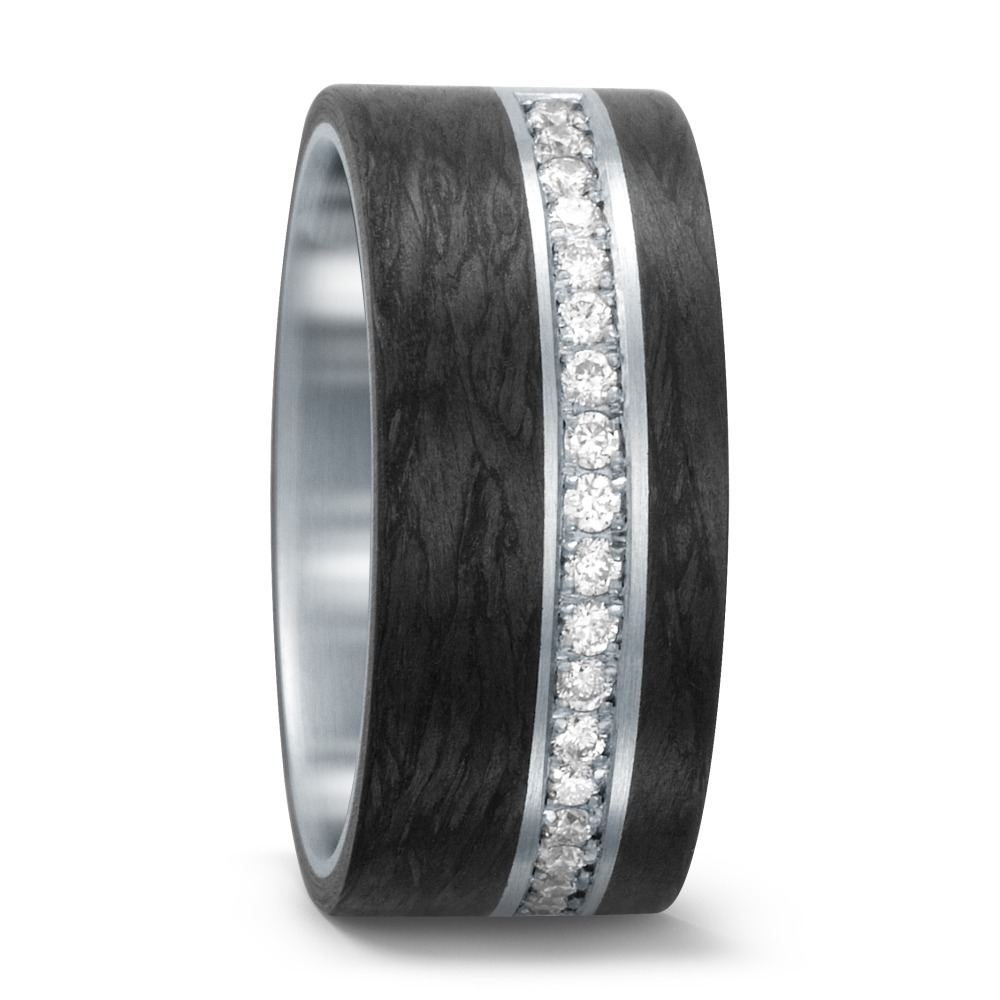 Fingerring Dieser exklusive Diamantring aus einer einzigartigen Kombination von fein gemasertem Carbon, hochwertigem Edelstahl und 20 funkelnden Diamanten im Brillantschliff zieht alle Blicke auf sich. Die Diamanten stehen in einem faszinierenden Kontrast zum schwarzen Carbon und verstärken das strahlende Erscheinungsbild zusätzlich. Trotz seiner beeindruckenden Breite von 10 mm ist dieser TeNo Design Ring dank seiner bombierten Innenwölbung sehr angenehm zu tragen. 59652/003/030/1060