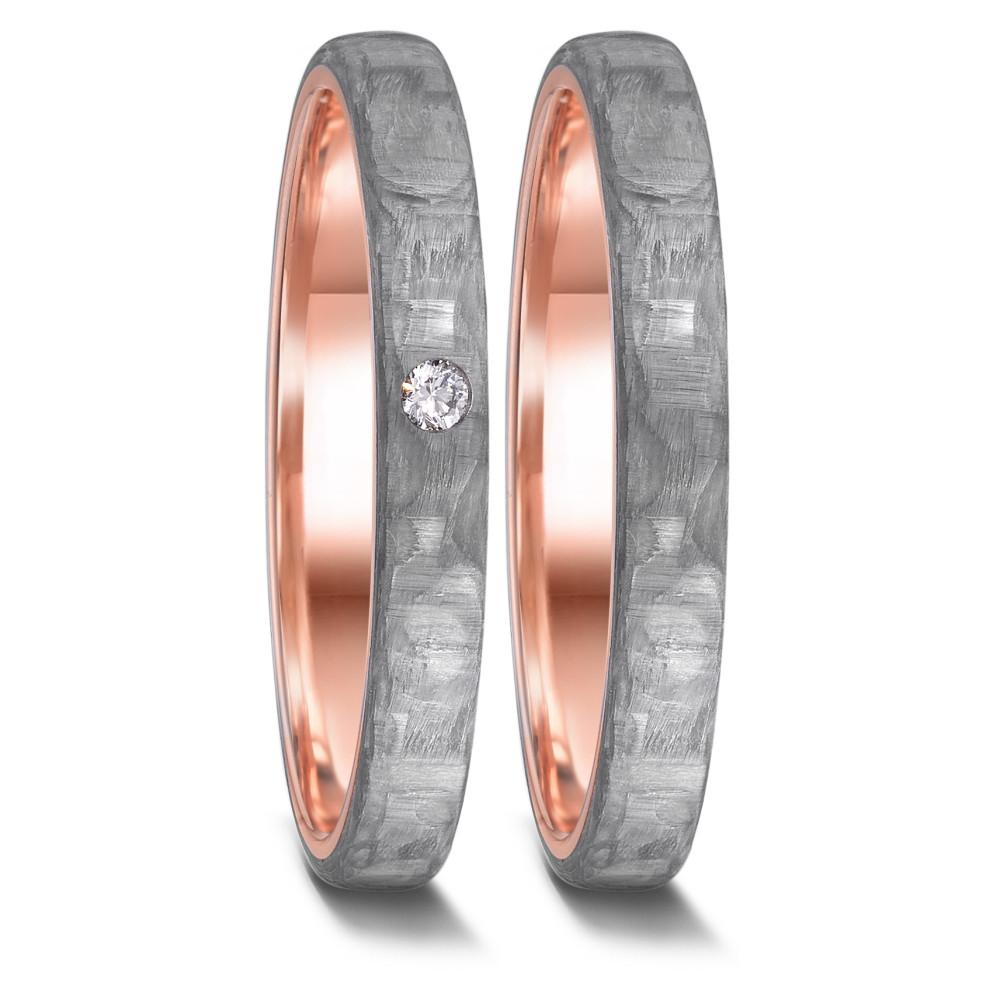 Partnerring TeNo Love Rings sind besonders ausgefallene Partnerringe und Trauringe. Durch das schlichte und zeitlose Design sind diese Manufaktur-Ringe für einen modernen Lifestyle wie geschaffen. Beim Modell ECSTATIC wird die massiv goldene Ringschiene mit dem elegantem Grey Carbon fest ummantelt. Zur Auswahl stehen fünf Ringbreiten in 3, 4, 5 und 6 mm sowie über 500 Diamant Varianten. 52658/001/DA2/N579