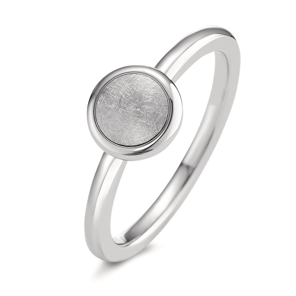 Fingerring Clean, stilvoll und formvollendet: Der kleine Elyna Ring in minimalistisch schlichtem TeNo Design besticht durch sein zeitlos gestaltetes Ringtop. Dieser Ring ist ein wahrer Schatz und kommt mit seiner glanz-eismattierten Optik ganz ohne Glitzern und Funkeln aus. Im selben Design gibt es Ohrstecker, Ohrhänger und Halsketten sowie einen weiteren Ring mit grösserem Ringtop. 