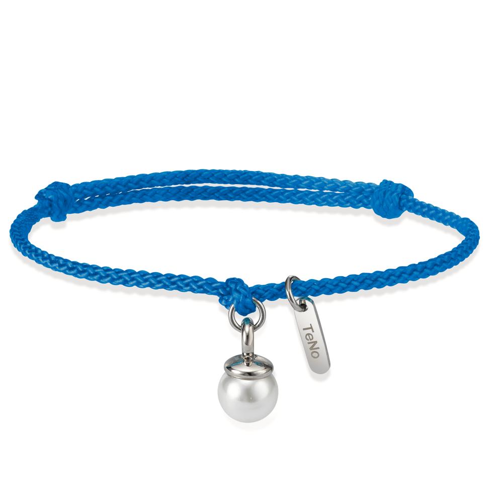 Armband TeNo Armband Arya Pearl Drop in kräftigem Himmelblau. Der Charm-Anhänger aus natürlicher Muschelperle steht in edlem Kontrast zum feinen Textilarmband, welches längenvariabel bis ca. 21 cm ist und sich perfekt alleine aber auch zusammen mit anderen Armbändern tragen lässt. 