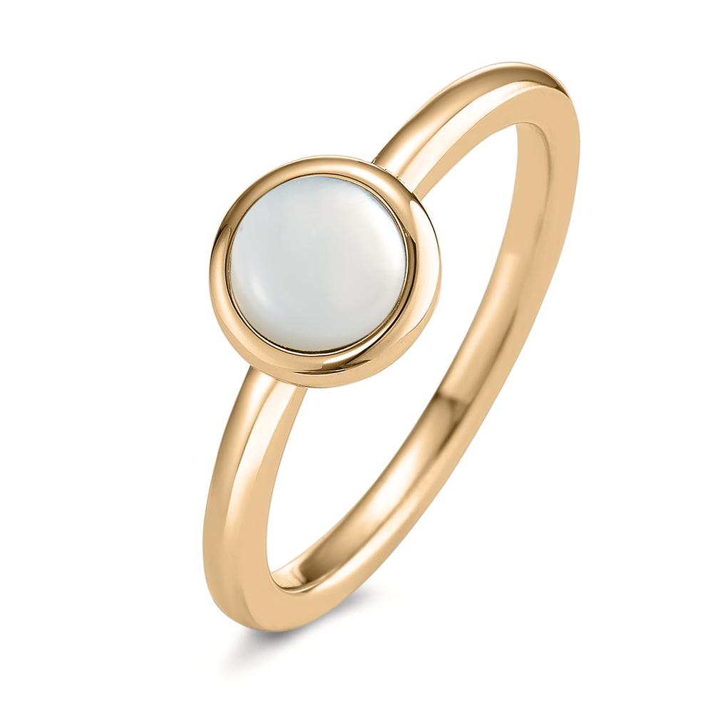 Fingerring Klassisch und zeitgleich modern: Der Elyna Edelstahlring in Gold mit strahlendem Perlmutt-Cabochon besticht durch eine zeitlose Formensprache. Im selben Design erhältlich sind Ohrstecker, Ohrhänger und Schmuckanhänger, die ganz nach Geschmack, Stimmung und Anlass kombiniert werden können. 